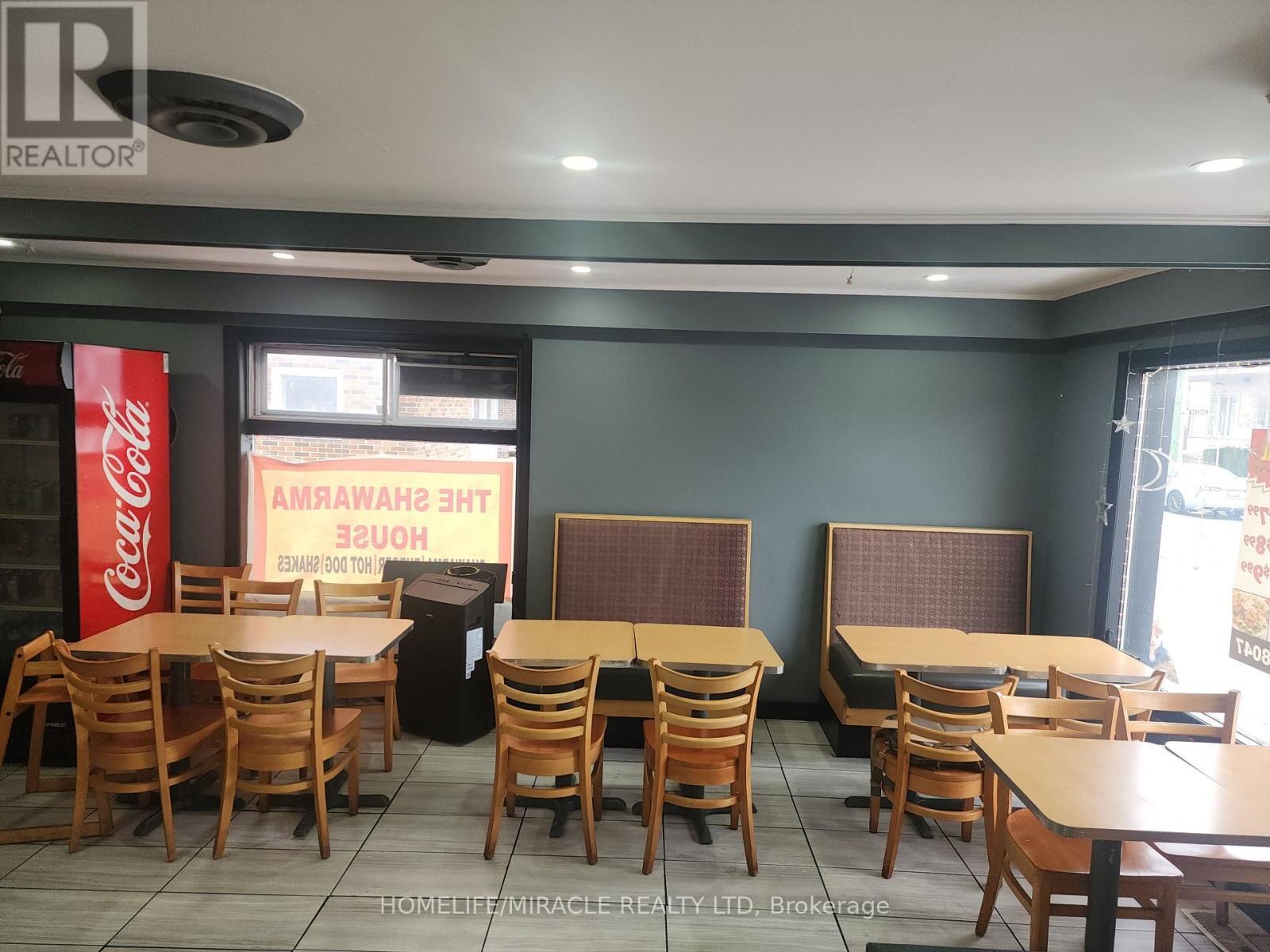 9 Main Street N, Hamilton, ON