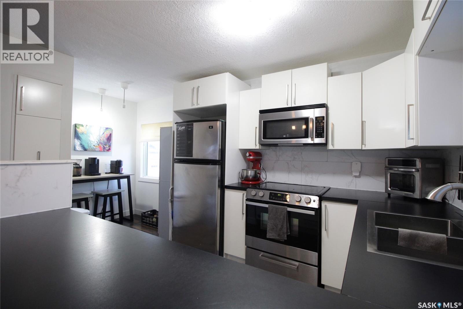 217 Garry Street, Rocanville, SK - Indoor Photo Showing Kitchen With Stainless Steel Kitchen