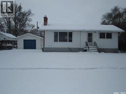 514 3rd AVENUE E Assiniboia, SK S0H 0B0