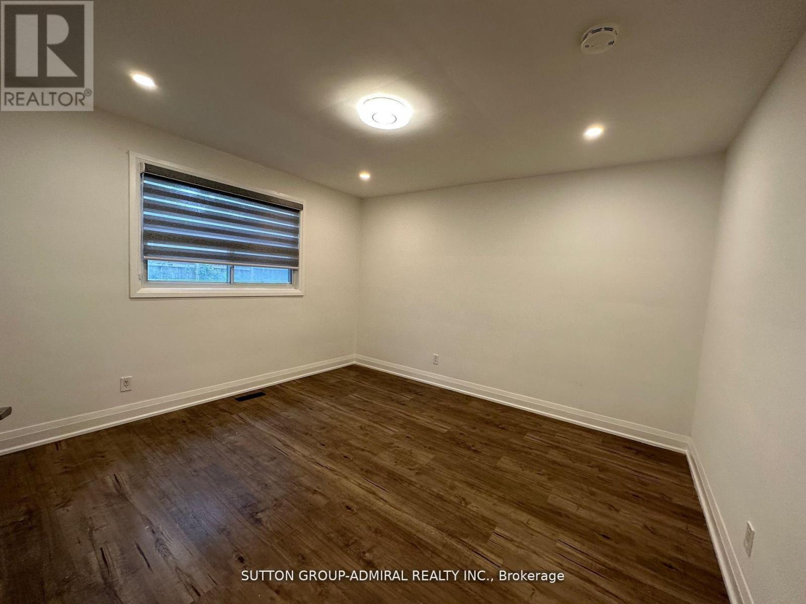 Main Floor - 7 Resolution Crescent, Toronto, ON - Indoor Photo Showing Other Room