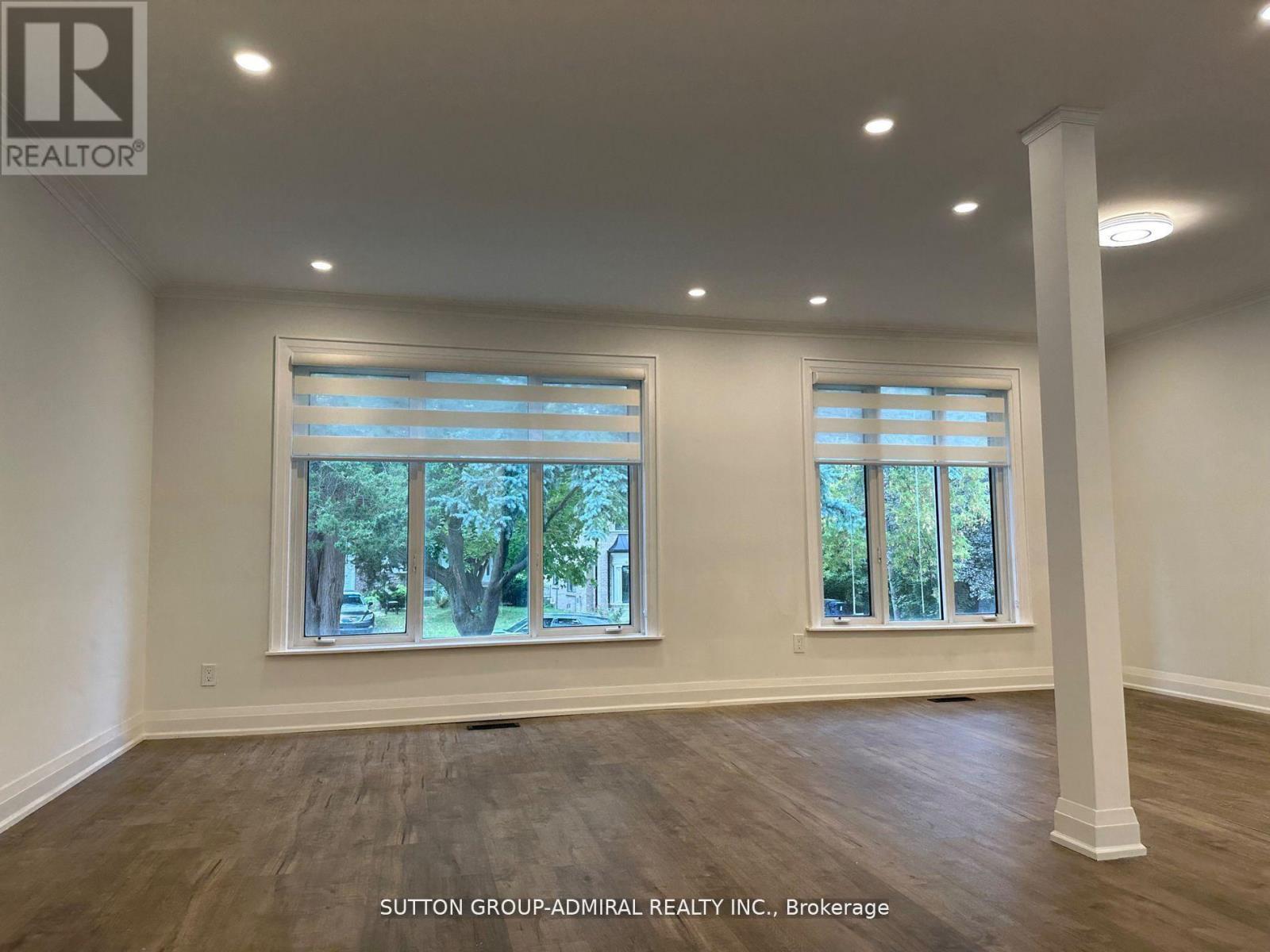 Main Floor - 7 Resolution Crescent, Toronto, ON - Indoor Photo Showing Other Room