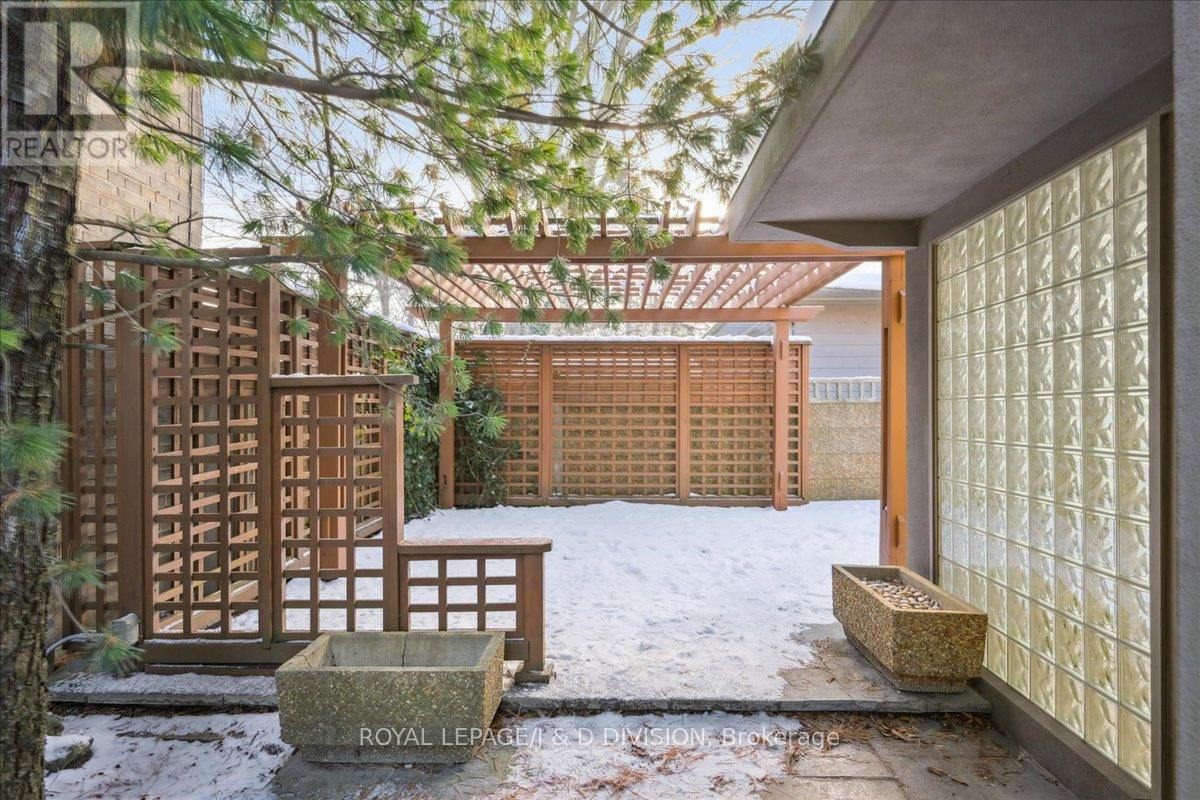 65 Chatsworth Drive, Toronto, ON - Outdoor With Exterior