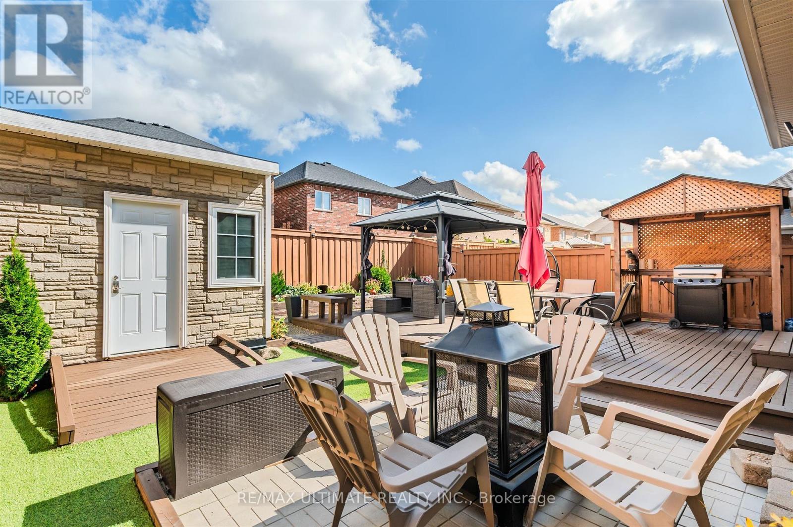 47 Lewis Avenue, Bradford West Gwillimbury, ON - Outdoor With Deck Patio Veranda
