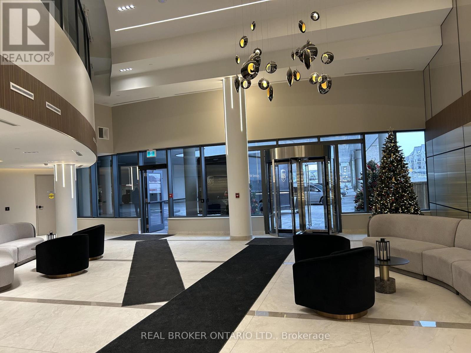 2205 - 5105 Hurontario Street, Mississauga, ON - Indoor Photo Showing Other Room