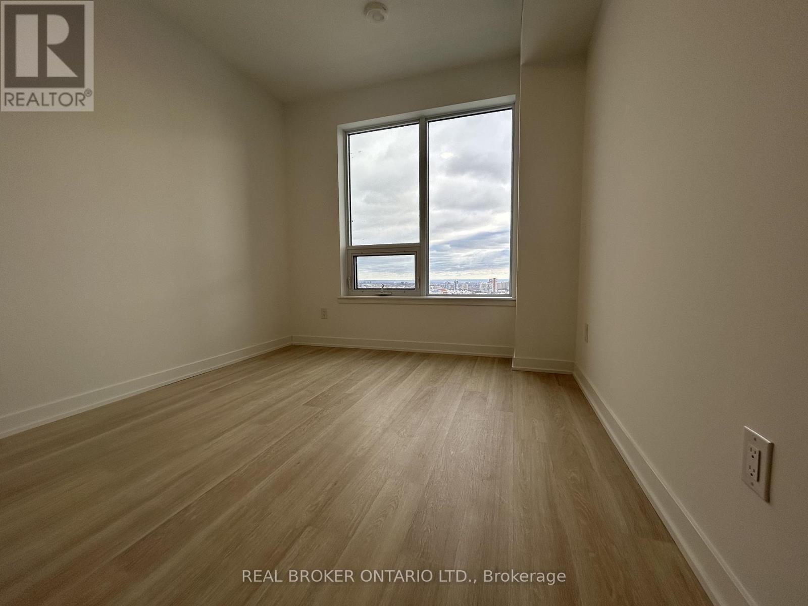 2205 - 5105 Hurontario Street, Mississauga, ON - Indoor Photo Showing Other Room