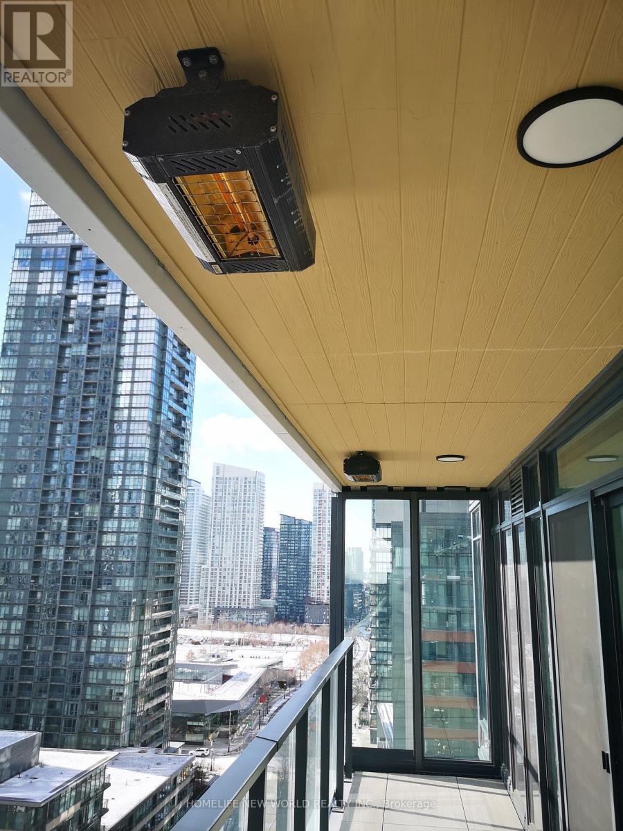 1609 - 3 Concord Cityplace Way, Toronto, ON - Outdoor With Balcony With Exterior