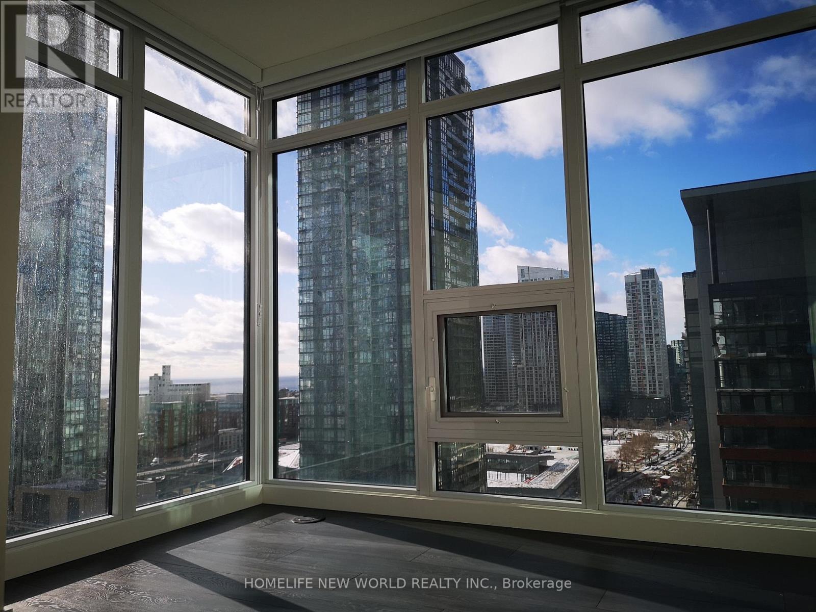 1609 - 3 Concord Cityplace Way, Toronto, ON - Indoor Photo Showing Other Room