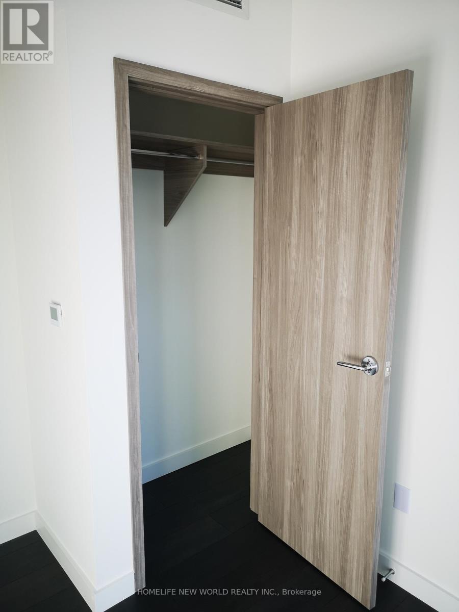 1609 - 3 Concord Cityplace Way, Toronto, ON - Indoor Photo Showing Other Room