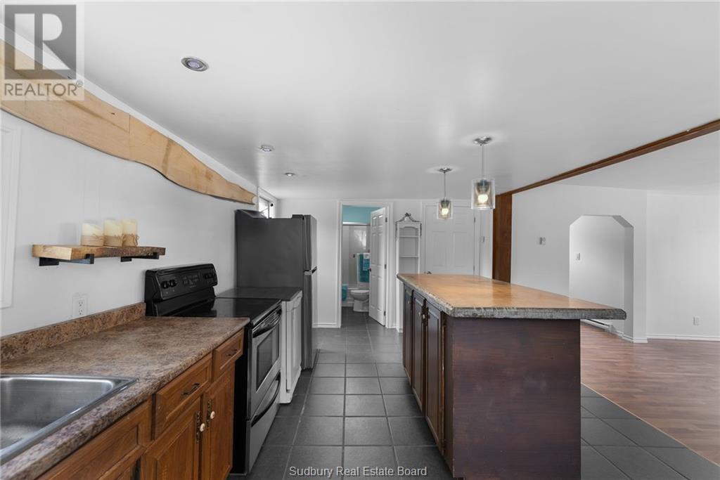 140 River Street, Massey, ON - Indoor Photo Showing Kitchen