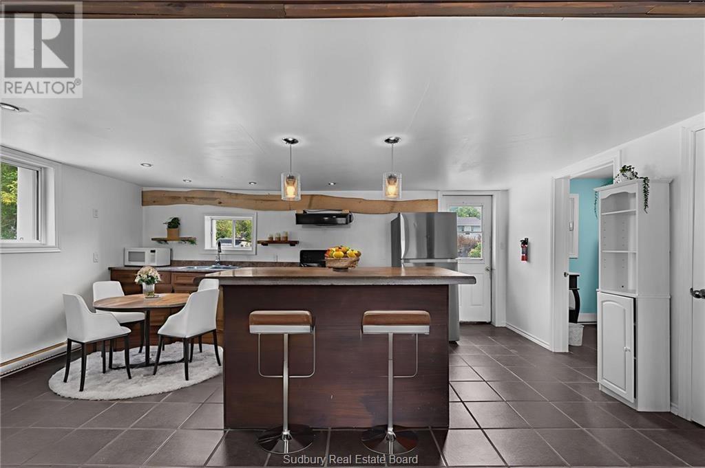 140 River Street, Massey, ON - Indoor