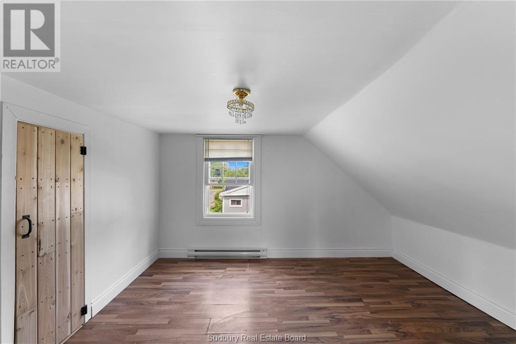 140 River Street, Massey, ON - Indoor Photo Showing Other Room