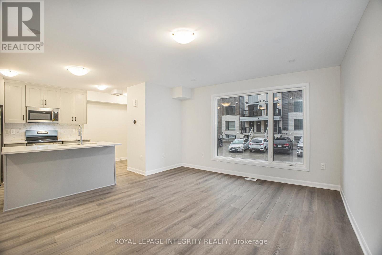 1130 Creekway Private, Ottawa, ON - Indoor Photo Showing Kitchen