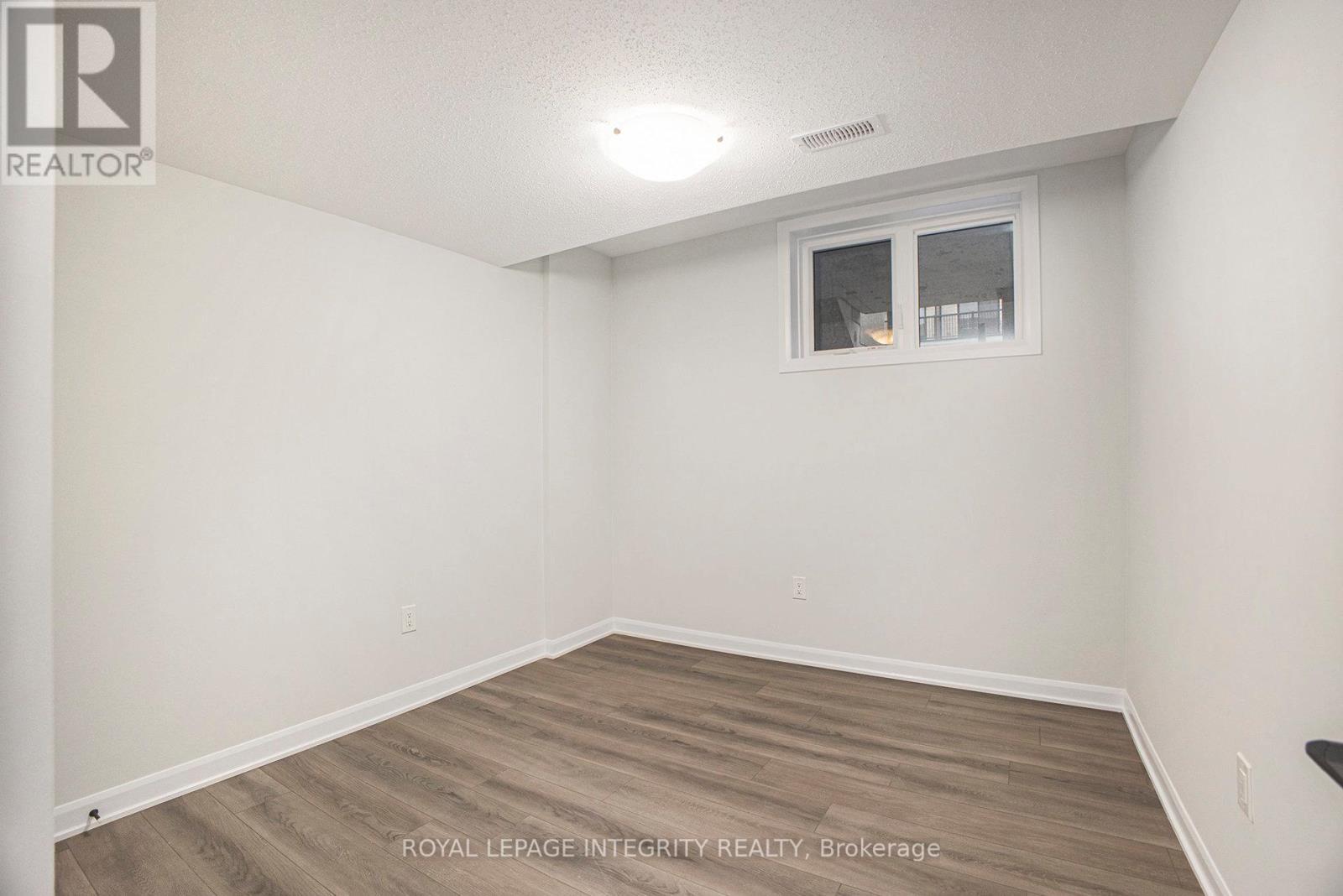 1130 Creekway Private, Ottawa, ON - Indoor Photo Showing Other Room