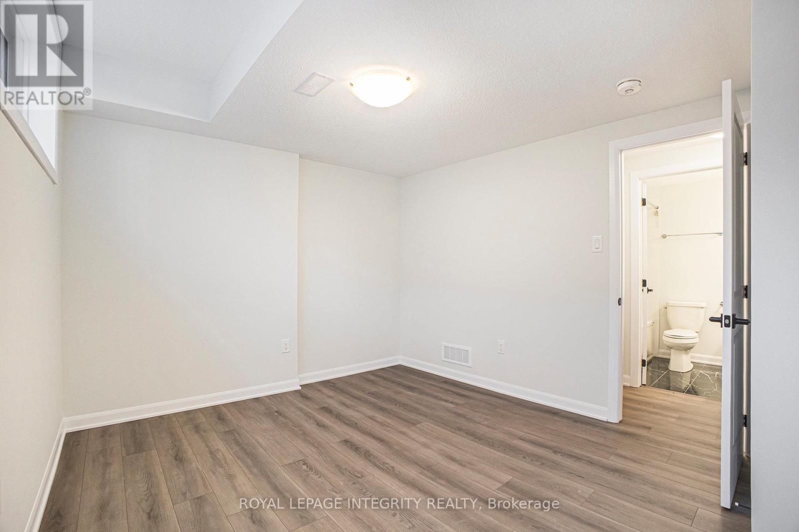 1130 Creekway Private, Ottawa, ON - Indoor Photo Showing Other Room