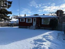 807 Superior AVE Thunder Bay, ON P7A 6K3