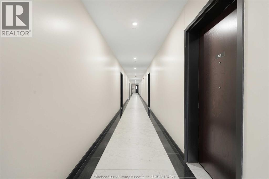 705 Grand Marais Unit# 301, Windsor, ON - Indoor Photo Showing Other Room