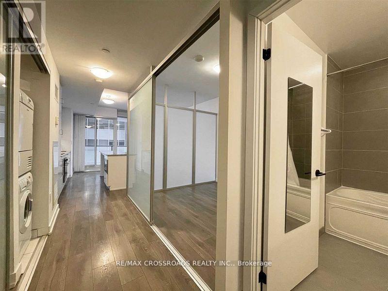 1007 - 426 University Avenue, Toronto, ON - Indoor Photo Showing Other Room