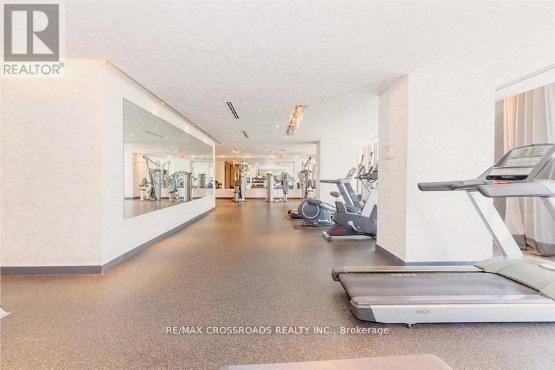 1007 - 426 University Avenue, Toronto, ON - Indoor Photo Showing Gym Room