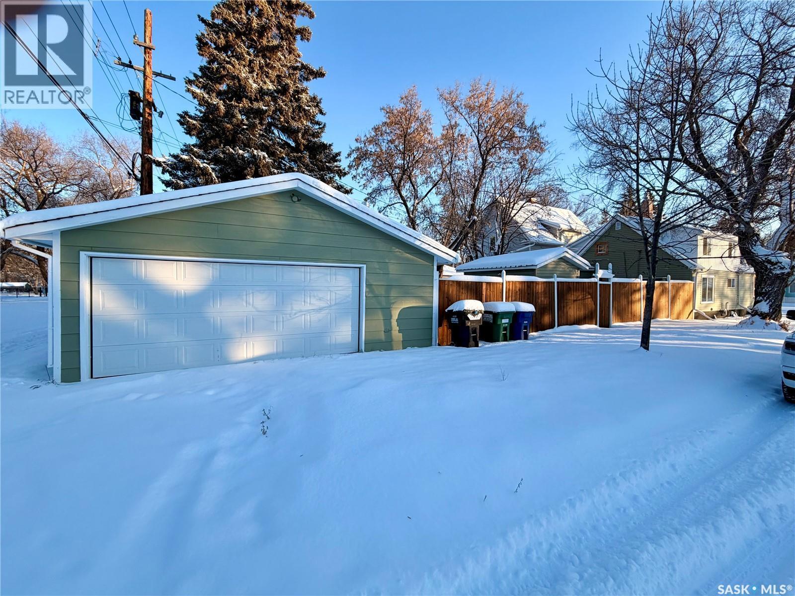 622 31St Street W, Saskatoon, SK - Outdoor