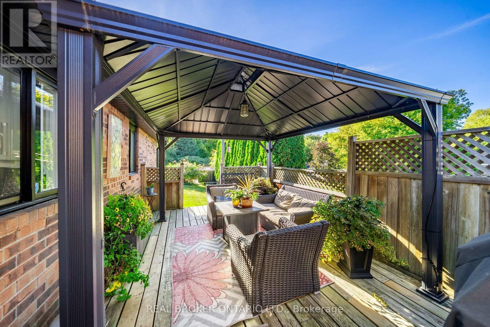 118 Patterson Street N, New Tecumseth, ON - Outdoor With Deck Patio Veranda With Exterior