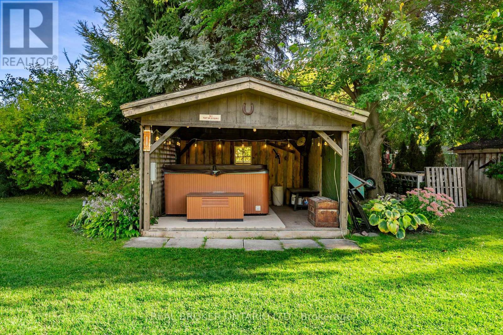 118 Patterson Street N, New Tecumseth, ON - Outdoor With Deck Patio Veranda