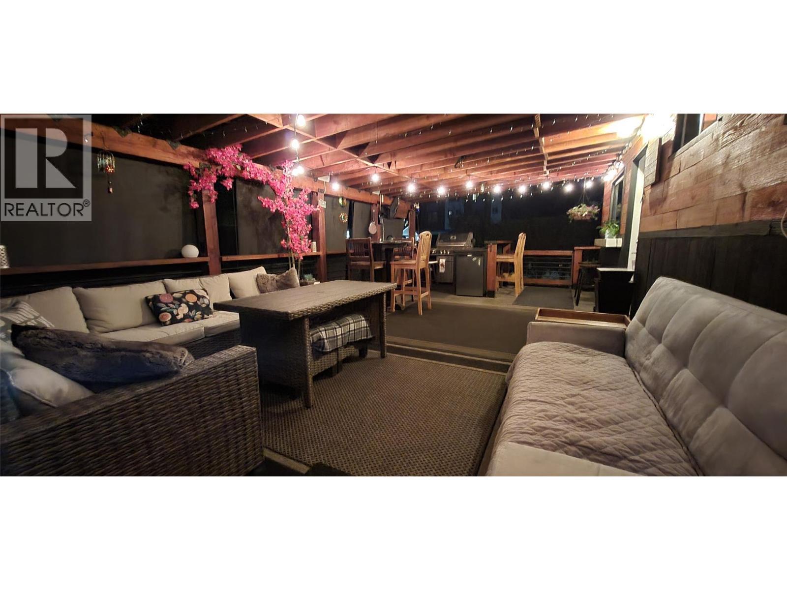 3930 26 Street, Vernon, BC - Indoor