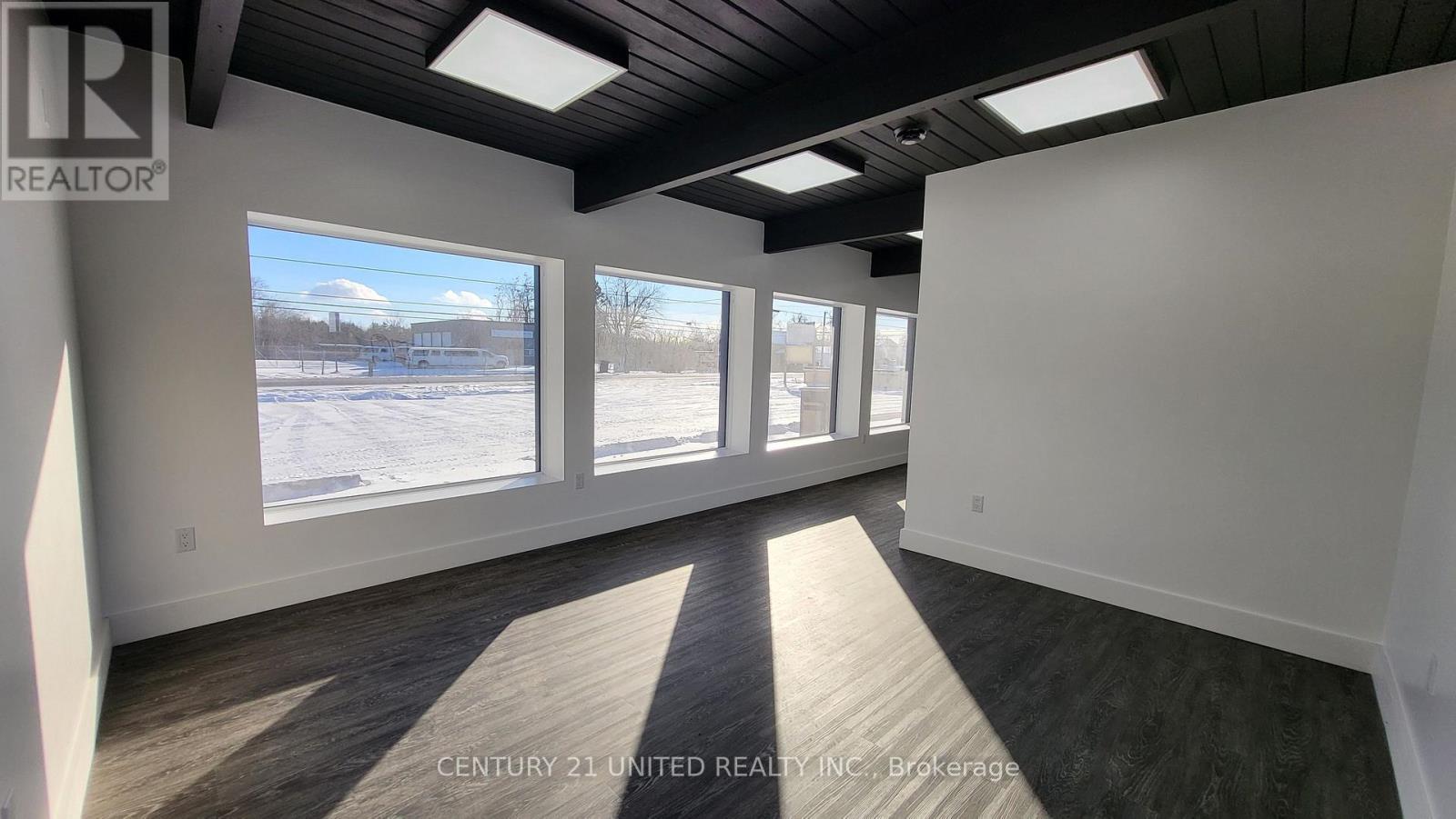 Unit 2 - 382 Parkhill Road E, Douro-Dummer, ON