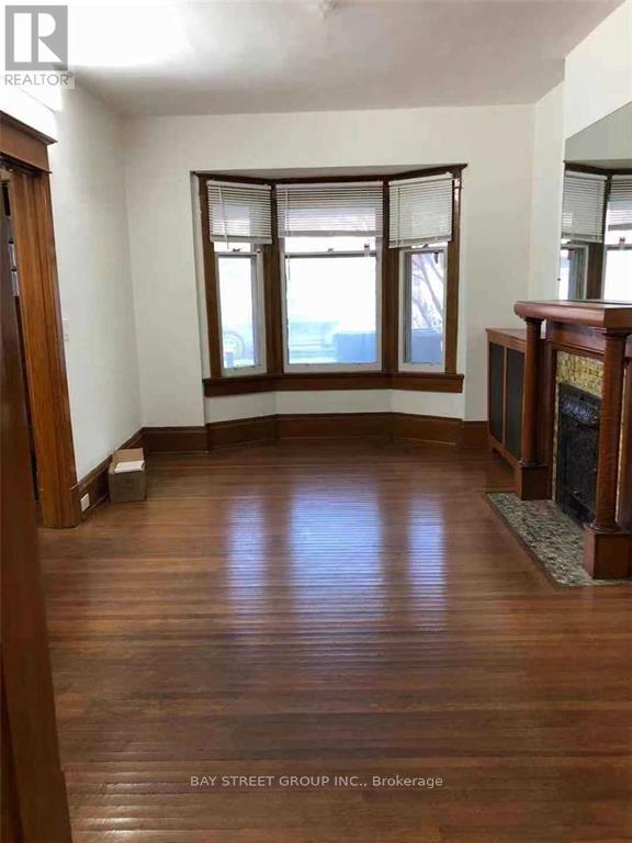 440 Delaware Avenue, Toronto, ON - Indoor Photo Showing Other Room