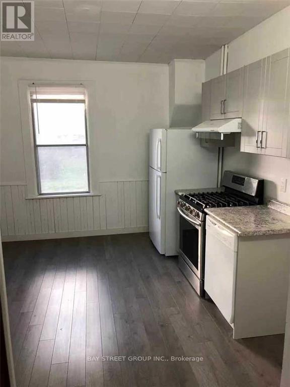440 Delaware Avenue, Toronto, ON - Indoor Photo Showing Kitchen