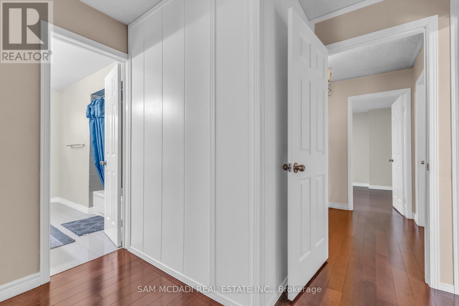 Upper Unit - 734 Woburn Woods Lane, Mississauga, ON - Indoor Photo Showing Other Room