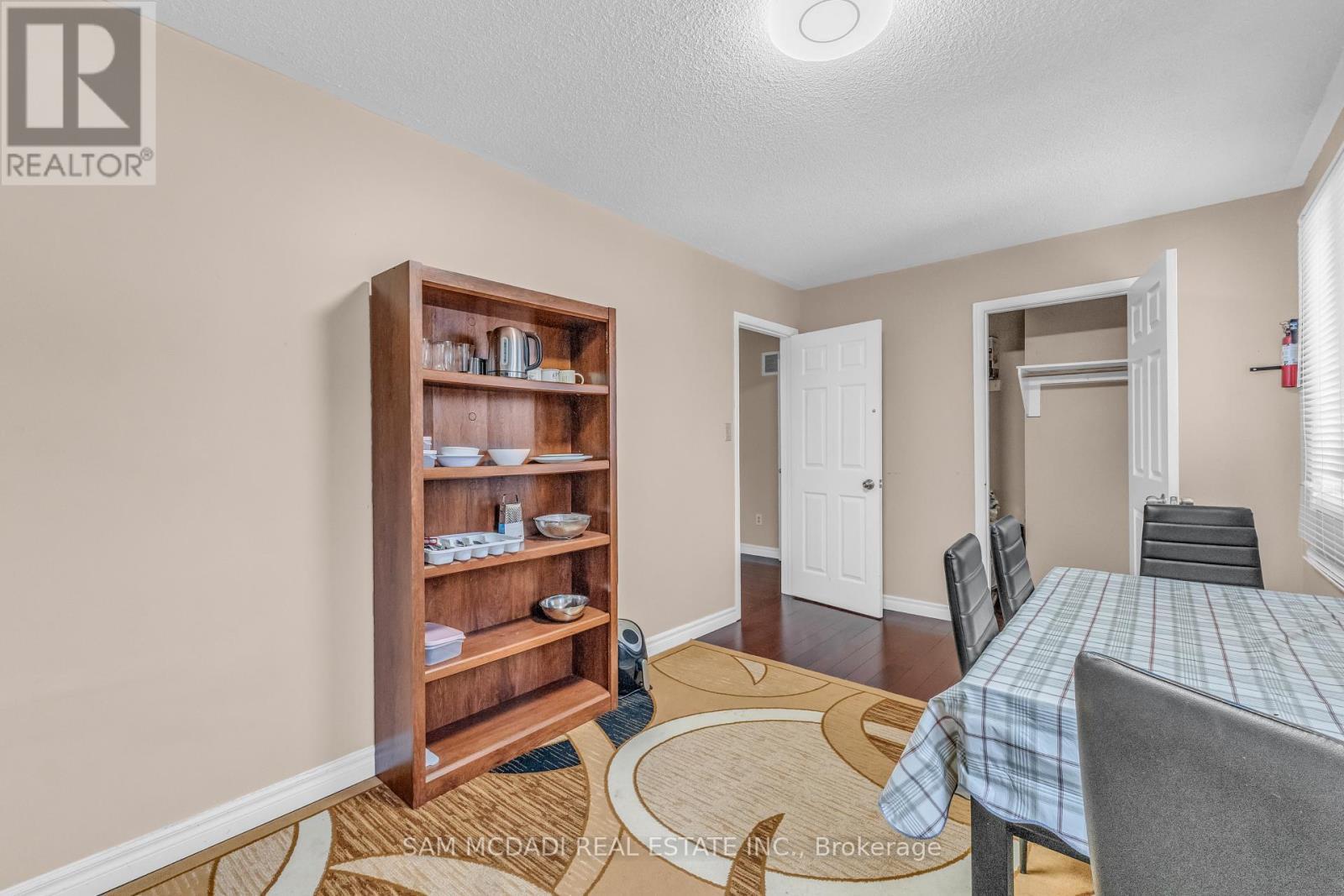 Upper Unit - 734 Woburn Woods Lane, Mississauga, ON - Indoor
