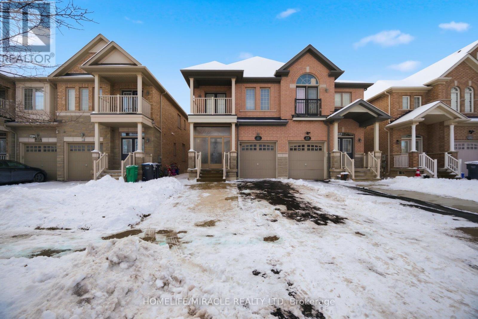 26 Goldsboro Road, Brampton, ON - Outdoor With Facade