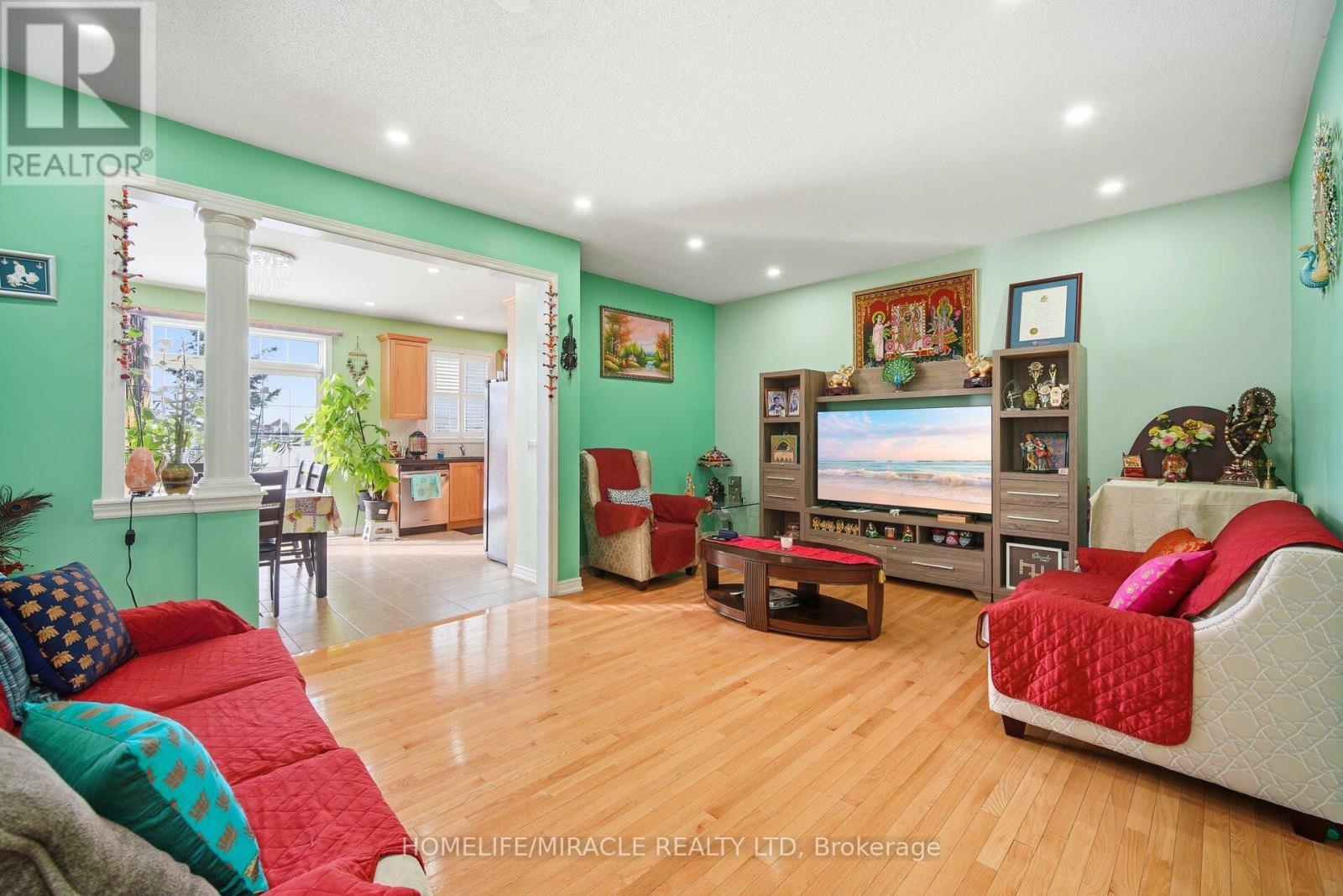 26 Goldsboro Road, Brampton, ON - Indoor Photo Showing Other Room