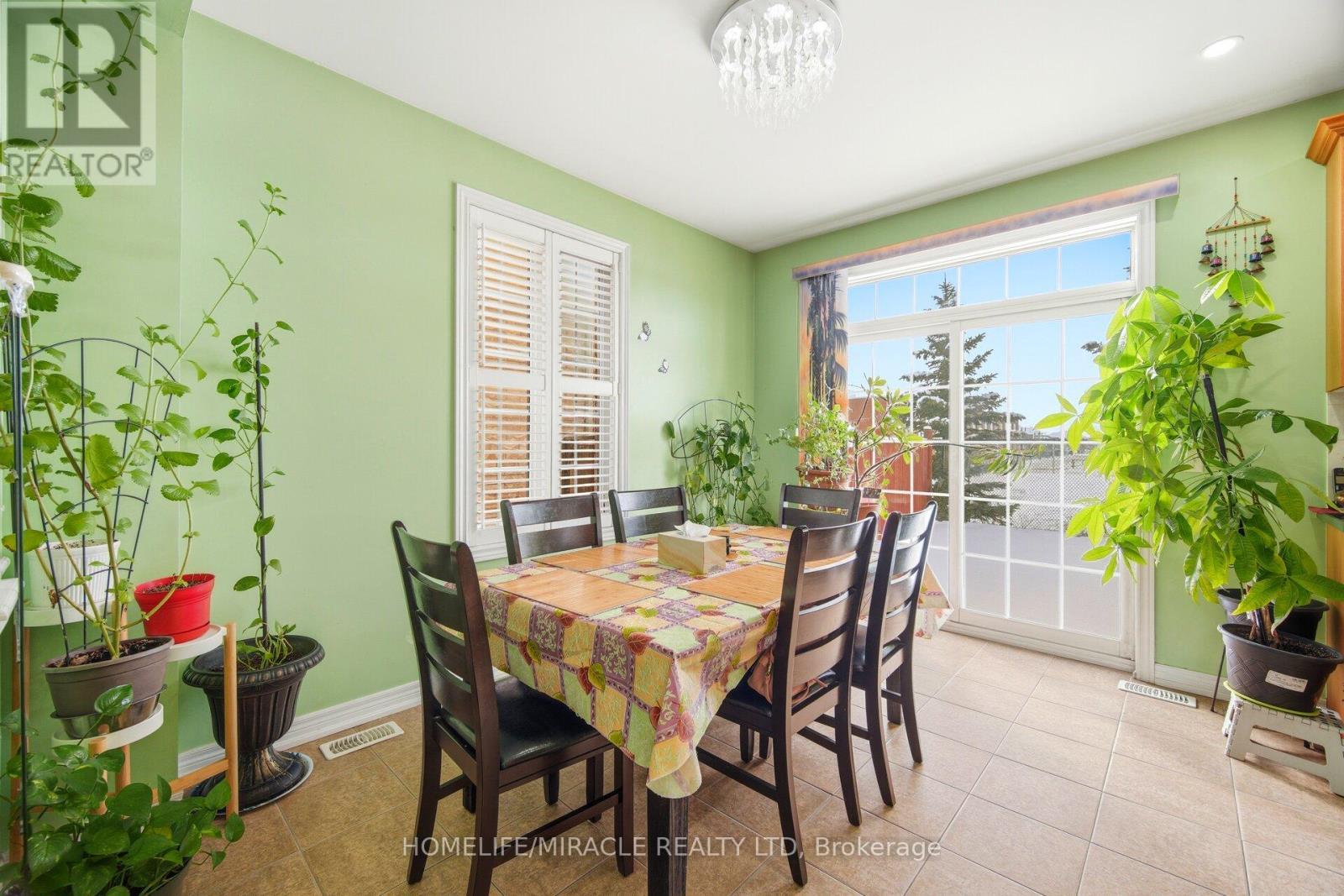 26 Goldsboro Road, Brampton, ON - Indoor Photo Showing Dining Room