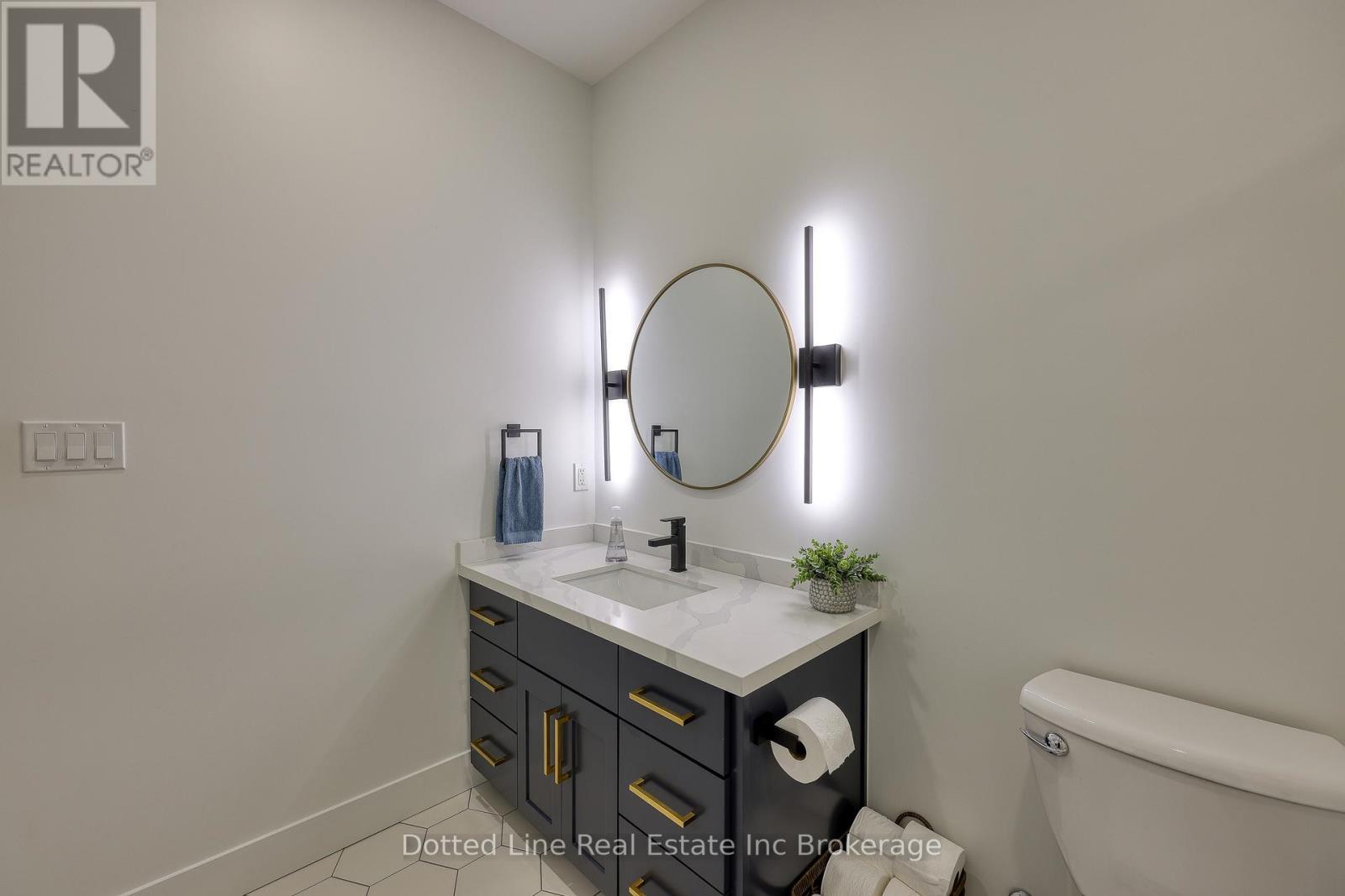7 Charles Court, Bayham (Port Burwell), ON - Indoor Photo Showing Bathroom