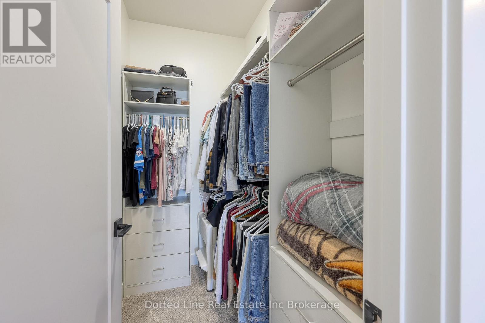 7 Charles Court, Bayham (Port Burwell), ON - Indoor With Storage