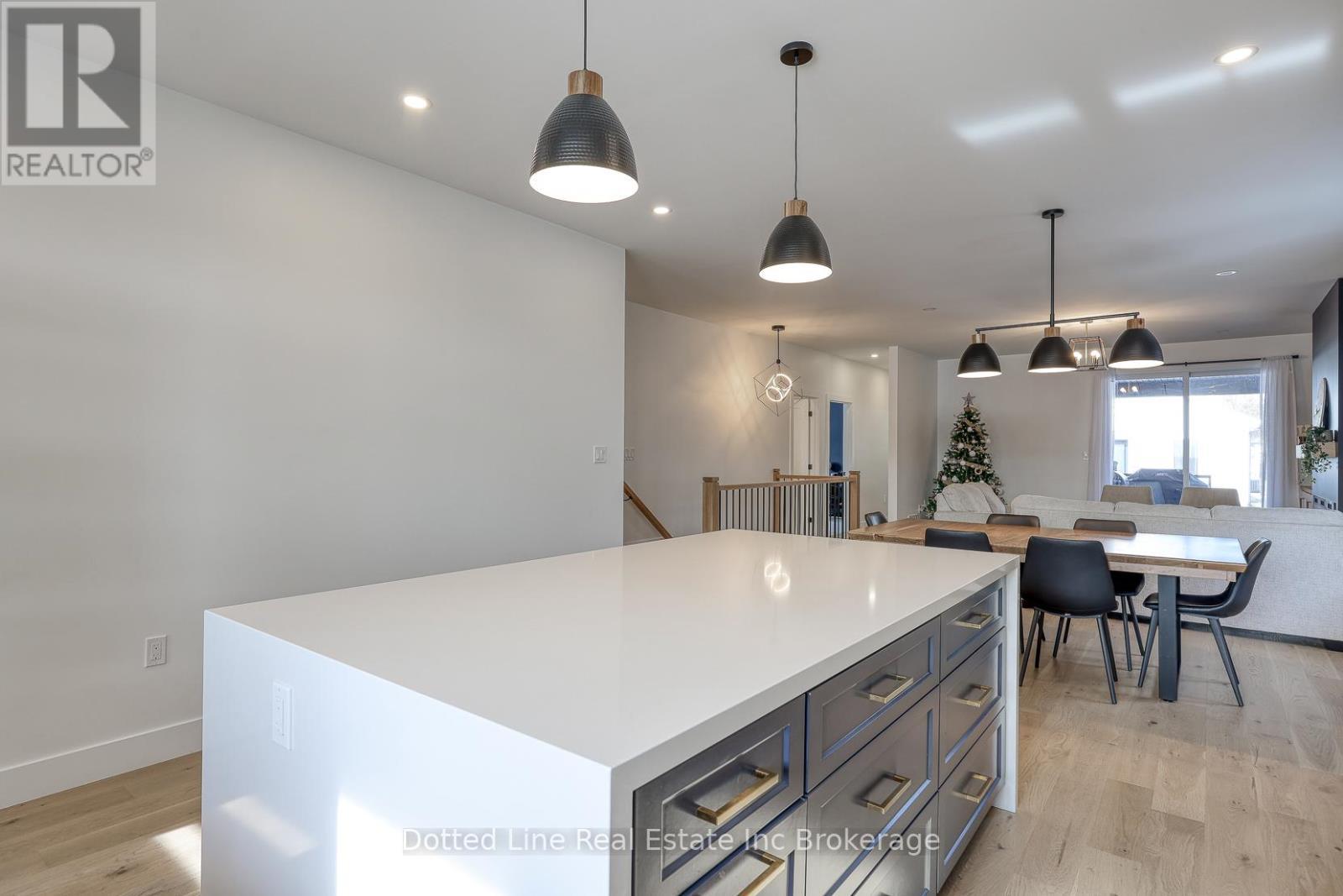 7 Charles Court, Bayham (Port Burwell), ON - Indoor