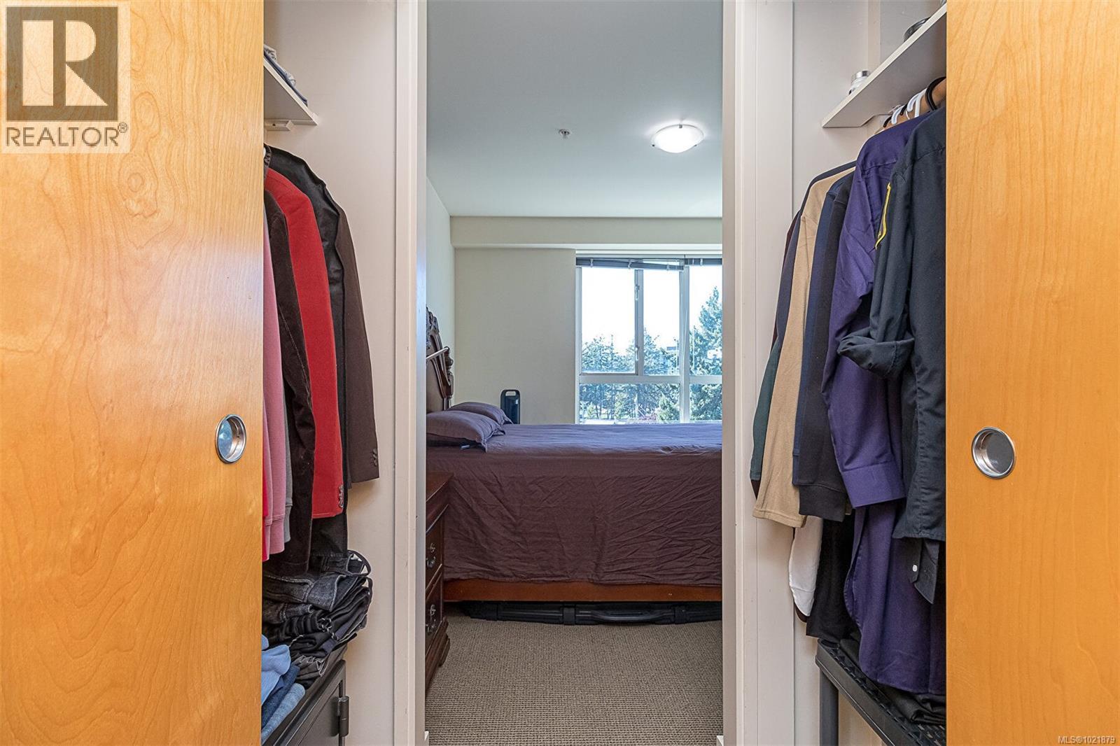 624 2745 Veterans Memorial Pkwy, Langford, BC - Indoor With Storage