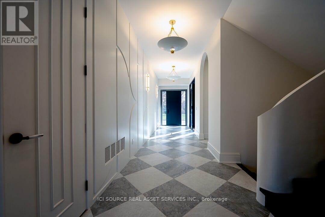 38 Ridgevale Drive, Toronto, ON - Indoor Photo Showing Other Room