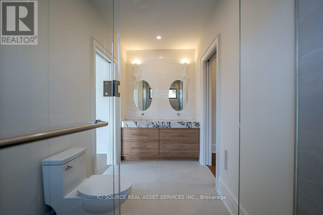 38 Ridgevale Drive, Toronto, ON - Indoor Photo Showing Bathroom