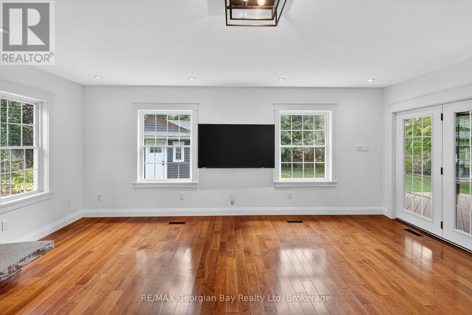 105 Duckworth Street, Barrie (Codrington), ON - Indoor Photo Showing Other Room