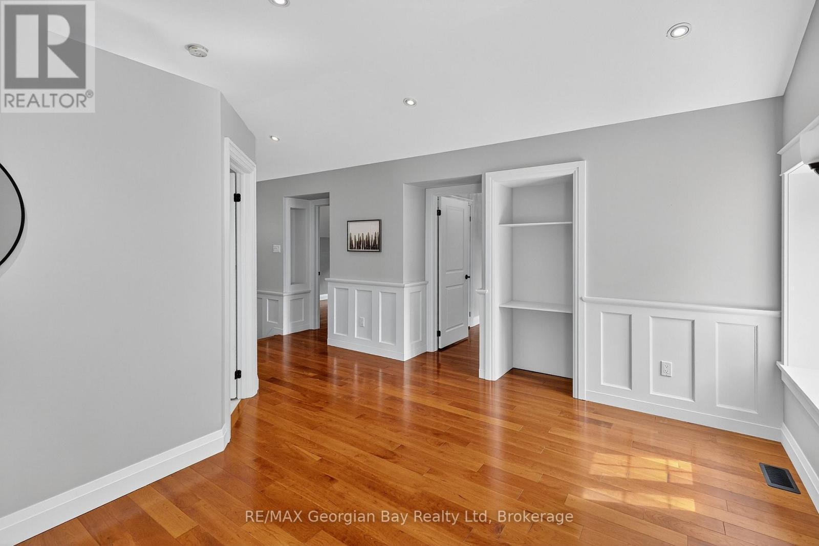 105 Duckworth Street, Barrie (Codrington), ON - Indoor Photo Showing Other Room