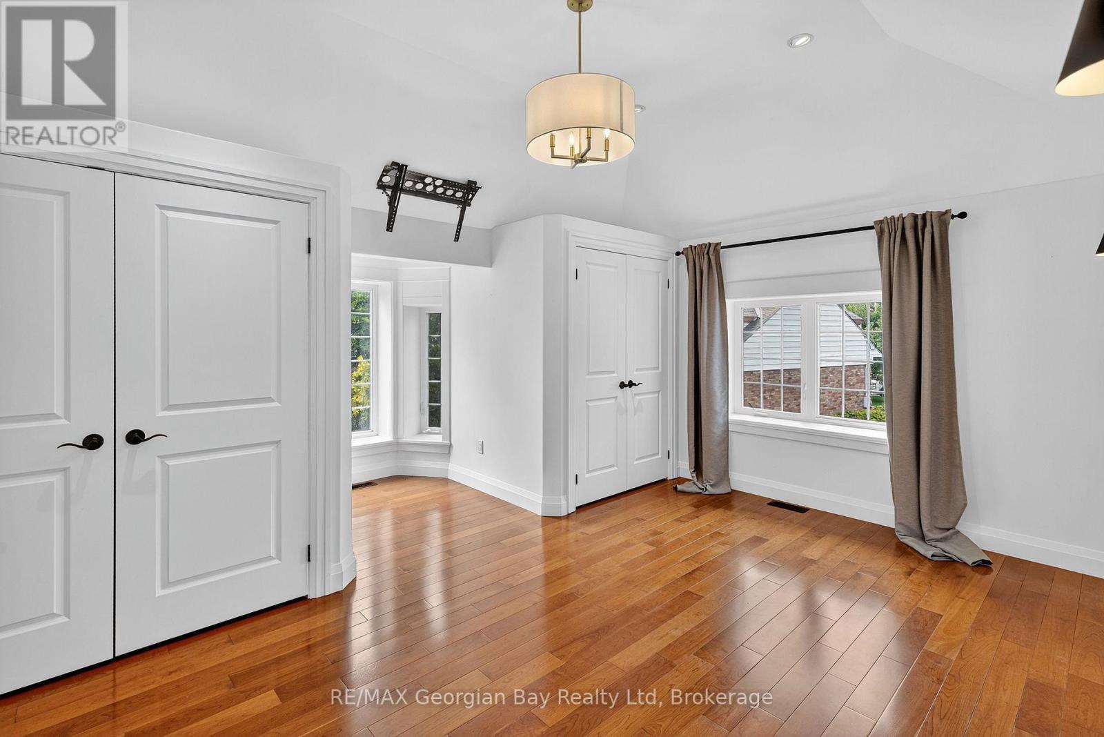 105 Duckworth Street, Barrie (Codrington), ON - Indoor Photo Showing Other Room