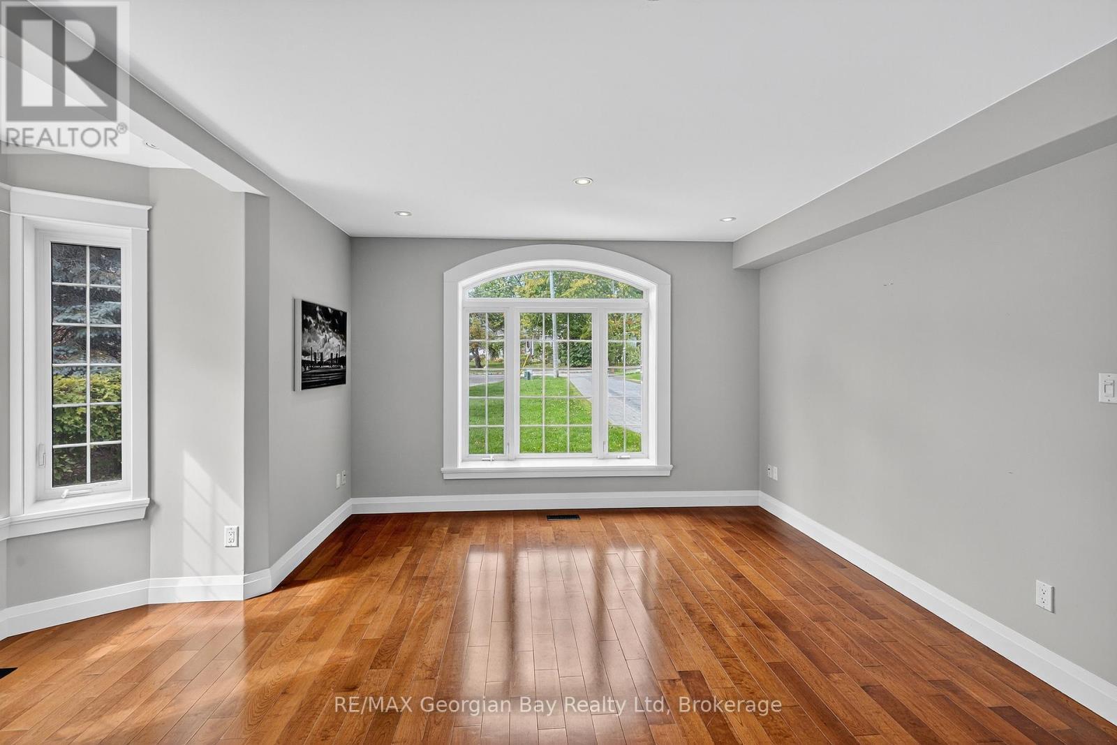 105 Duckworth Street, Barrie (Codrington), ON - Indoor Photo Showing Other Room