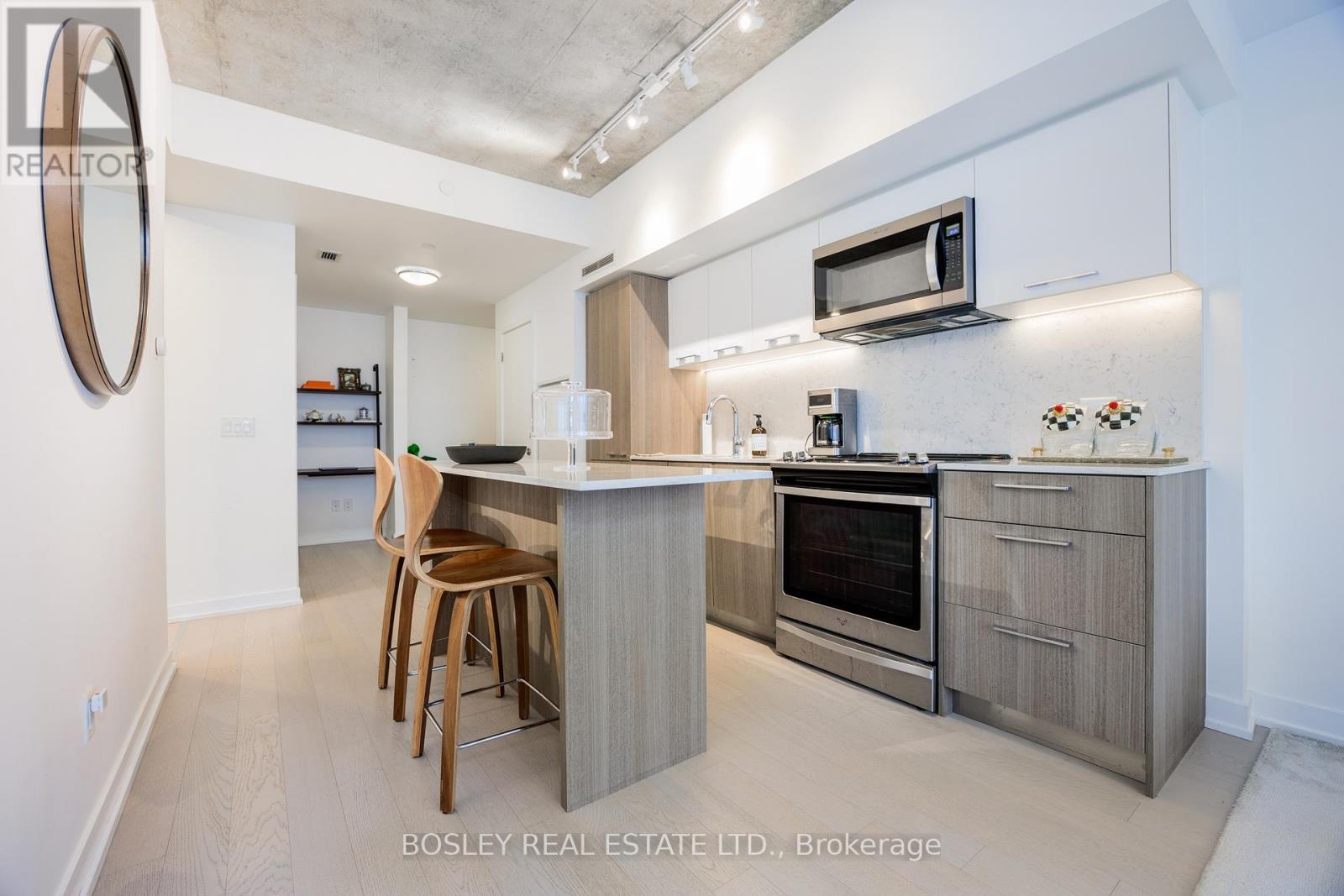 1210 - 15 Baseball Place, Toronto, ON - Indoor Photo Showing Kitchen