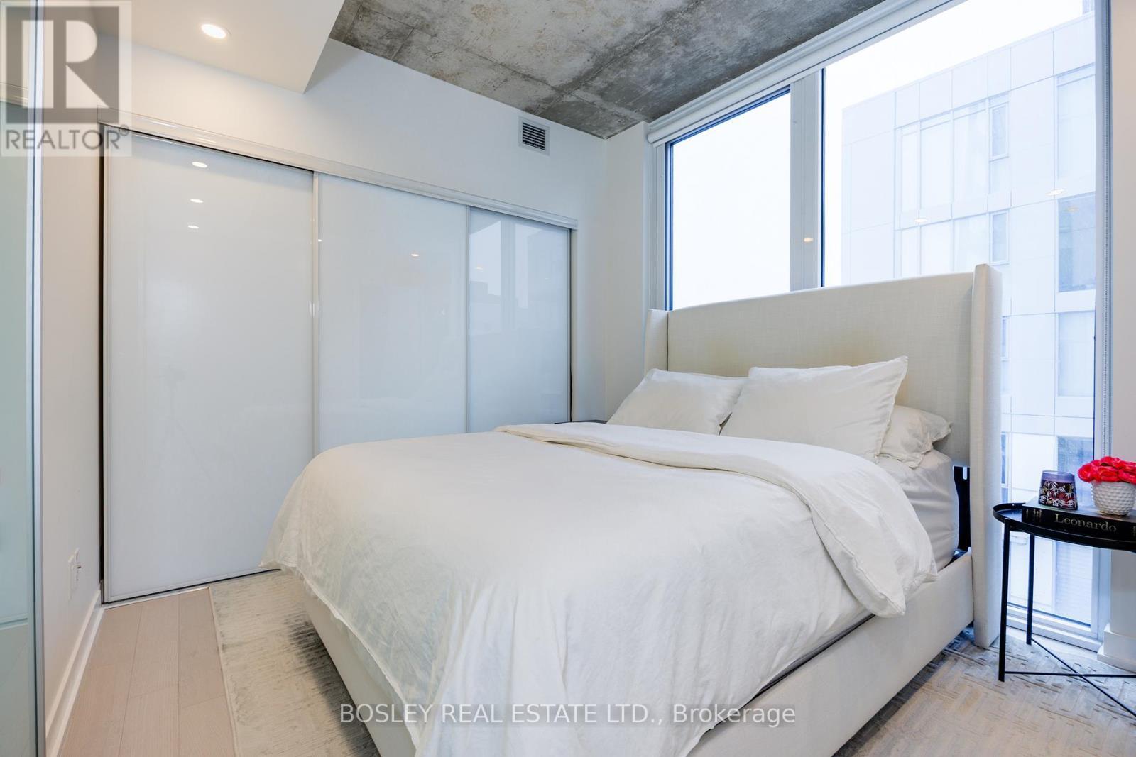 1210 - 15 Baseball Place, Toronto, ON - Indoor Photo Showing Bedroom