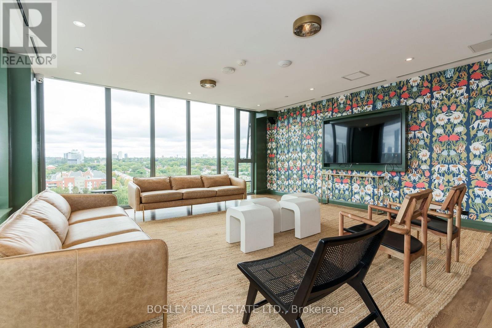 1210 - 15 Baseball Place, Toronto, ON - Indoor Photo Showing Living Room