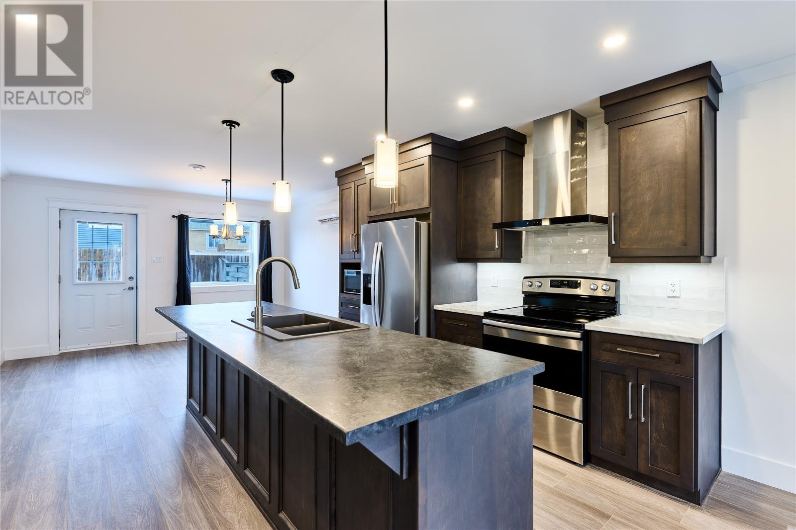 11 Meagher Place, Conception Bay South, NL - Indoor Photo Showing Kitchen With Double Sink With Upgraded Kitchen