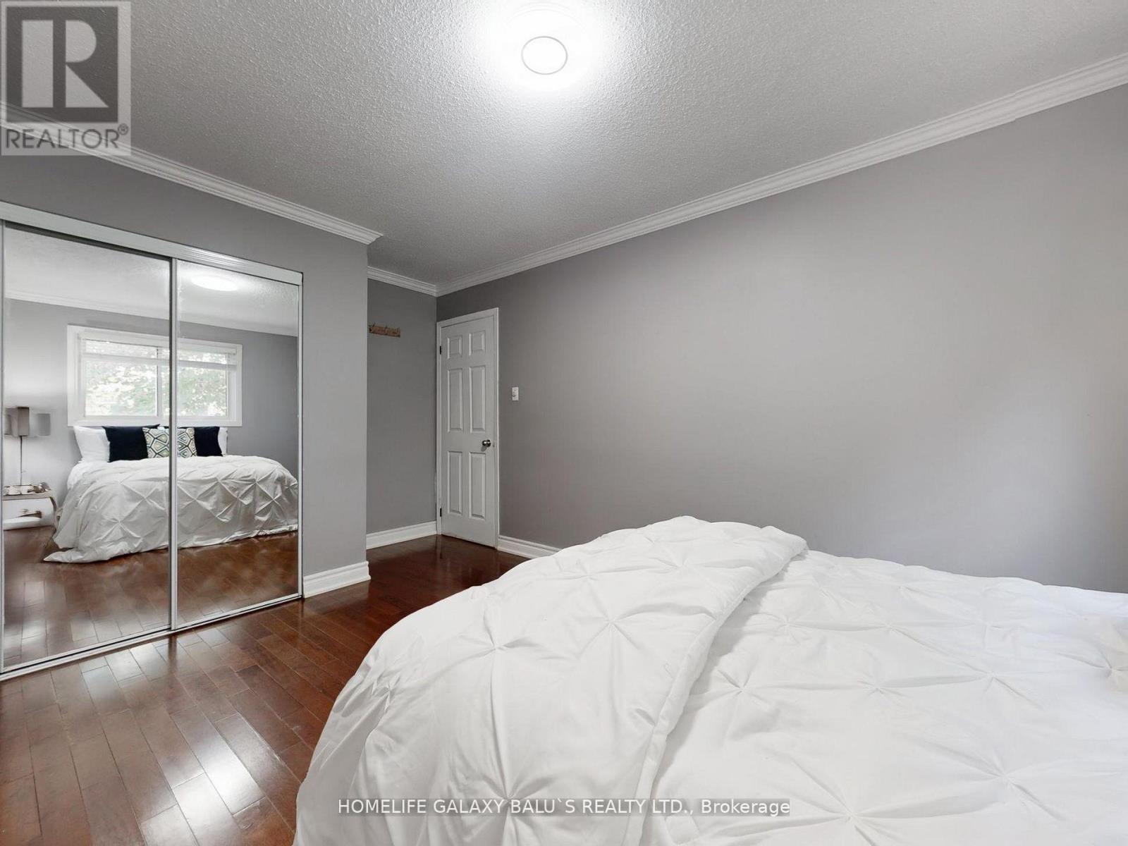 76 Lowry Square, Toronto, ON - Indoor Photo Showing Bedroom