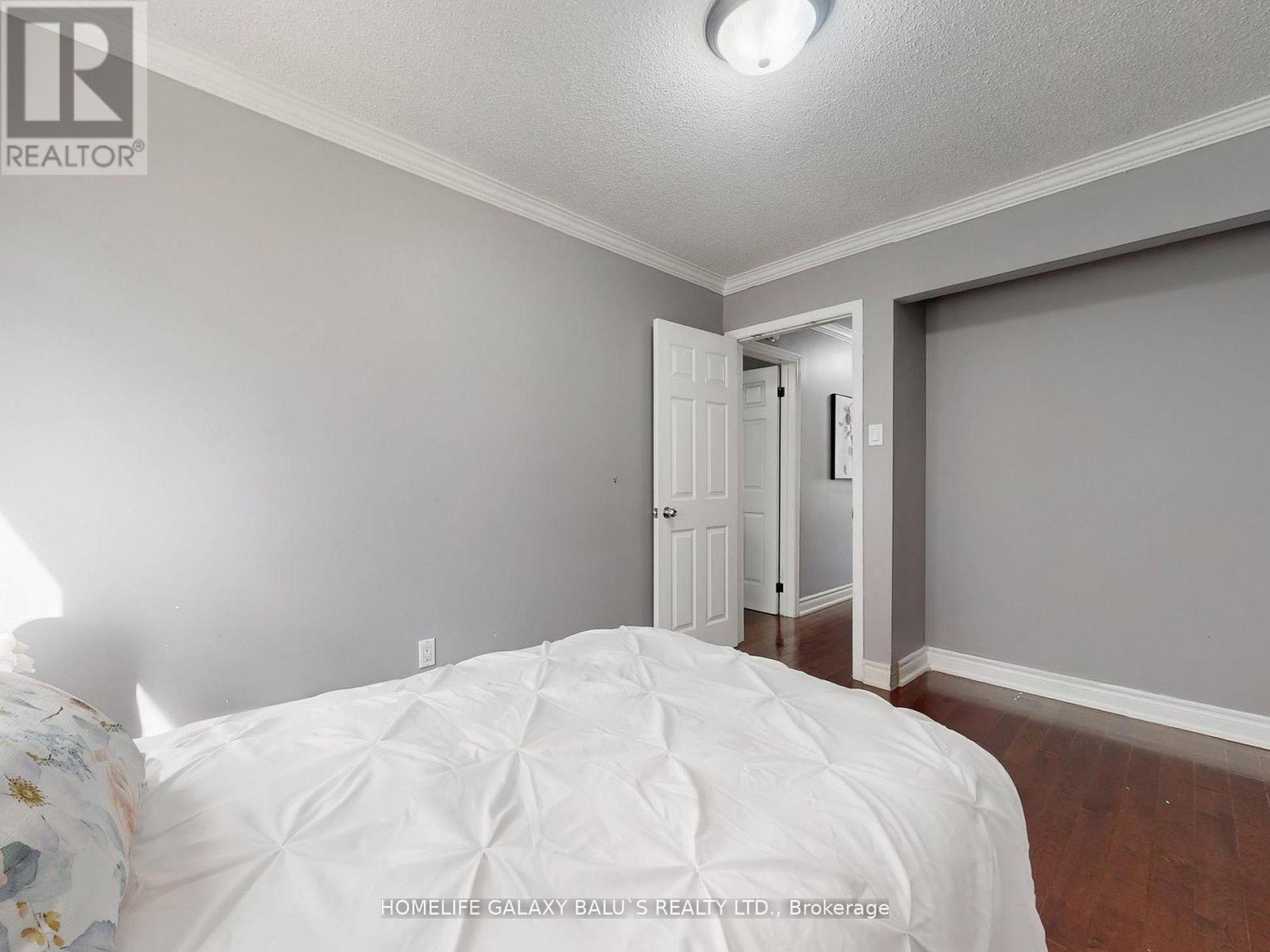 76 Lowry Square, Toronto, ON - Indoor Photo Showing Bedroom
